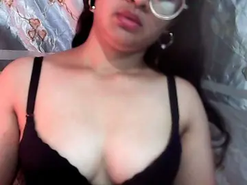 Bongacams Sex Cam of Julia-skye