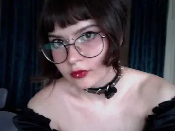 Bongacams Live Sex Cam of BattyGothic02