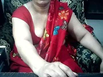 Bongacams Free Porn Cam of Indianbhabhimilf40