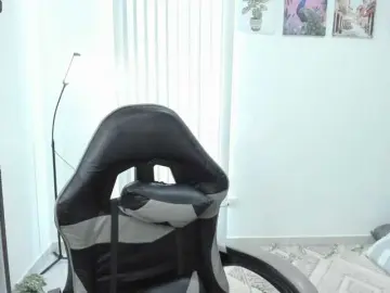 Bongacams Live Porn of Carlin1511