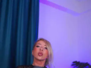 Bongacams Free Porn Cam of DaenerysDrogo