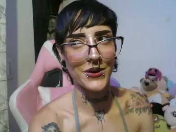 Bongacams Watch Live Sex Cams of AlinaSvetlana