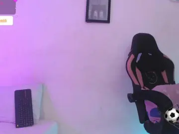 Bongacams Watch Live Sex Cams of alaiasweet