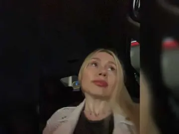 Bongacams Live Sex Cam of -SexyMilf-