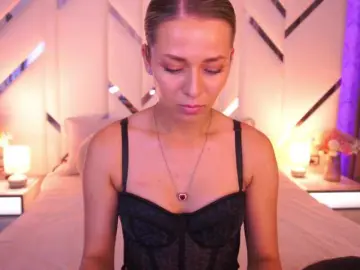 Bongacams Free Live Porn of LoveeDove