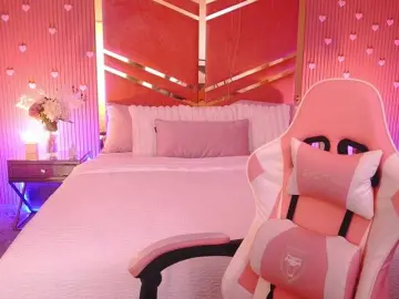 Bongacams Live Sex Cam of LoveeDove
