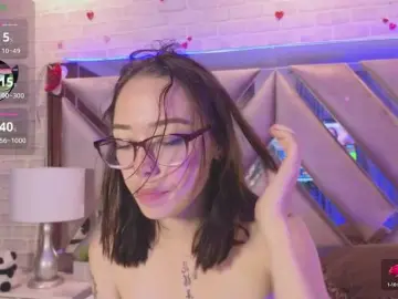 Bongacams Sex Cam of HarperWest