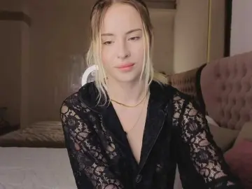 Bongacams Free Live Porn of Bella-crazyy