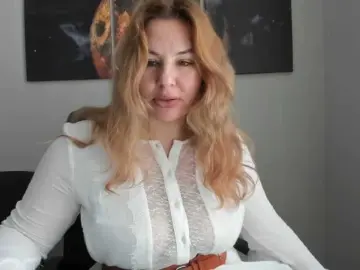 Bongacams Live Porn of AvaQueen