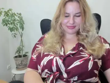 Bongacams Free Live Porn of AvaQueen