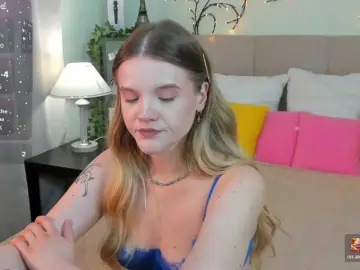 Bongacams Sex Cam of Emma-peach
