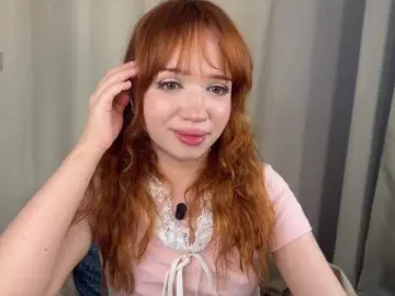 Bongacams Adult Webcam of LolaXBambi