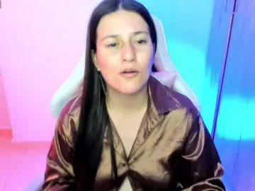 Bongacams Free Live Porn of Saskyaajohnson