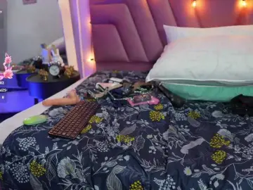 Bongacams Best live sex cam show of naughtyyindiann