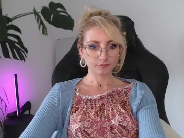 Bongacams Private Sex Chat of CinderellaMoon