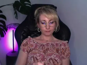 Bongacams Live Sex Cam of CinderellaMoon
