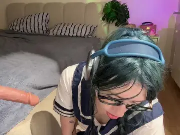 Bongacams Private Sex Chat of KellyyBeryy