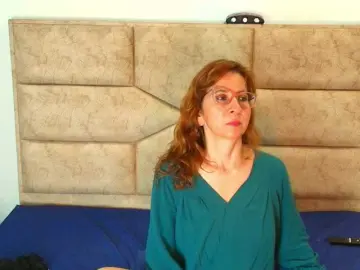 Bongacams Live Sex Cam of MargarethRouss