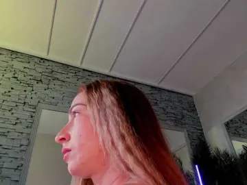 Bongacams Sex Cam of Reina-Cummings