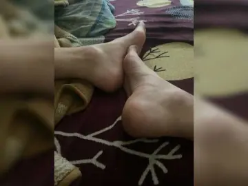 Bongacams Free Porn Cam of KrystaAhlMagic