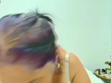 Bongacams Watch Live Sex Cams of girl-amada
