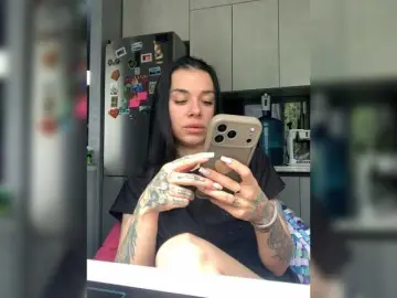 Bongacams Free Porn Cam of MaidenCrystal