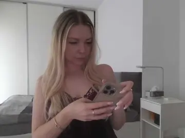 Bongacams Live Porn of Blondie8853
