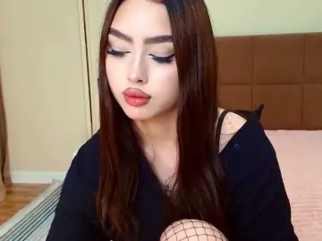 Bongacams Adult Webcam of maddieperezzz