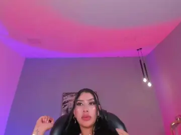 Bongacams Free Live Porn of LeahLombardi
