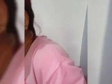 Bongacams Nude Webcam of candicelovee
