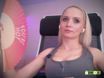 Bongacams Sex Cam of purple-love