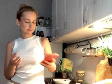 Bongacams Adult Webcam of Emelinestrande