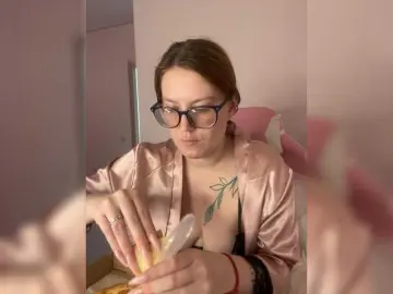 Bongacams Free Porn Cam of DollVice
