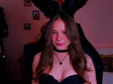 Bongacams Watch Live Sex Cams of LanaSensitive