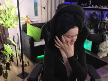 Bongacams Sex Cam of KiraLiLime