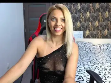 Bongacams Sex Cam of CarlaStaceeFun