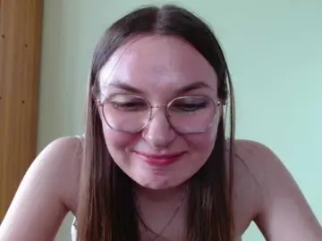 Bongacams Watch Live Sex Cams of Ellyxcute