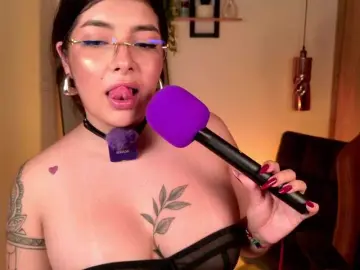Bongacams Best Webcam of LisaMonroe