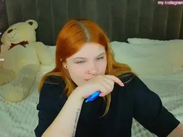Bongacams Watch Live Sex Cams of ClumsyNana