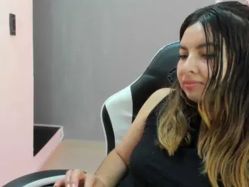 Bongacams Free Porn Cam of LaraCat1