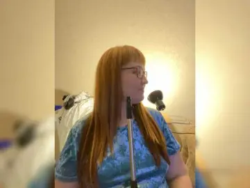 Bongacams Free Live Porn of Fox-Lisa