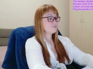 Bongacams Free Live Porn of Fox-Lisa