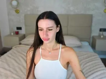 Bongacams Adult Webcam of SnowWhiteee