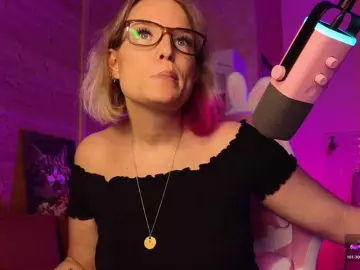 Bongacams Watch Live Sex Cams of sweeteve050