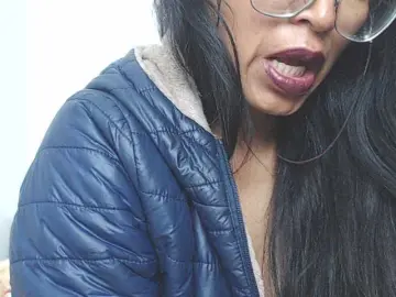 Bongacams Live Sex of HOTTTSKIN