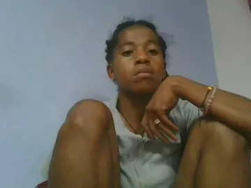 Bongacams Live Sex of Charlinah