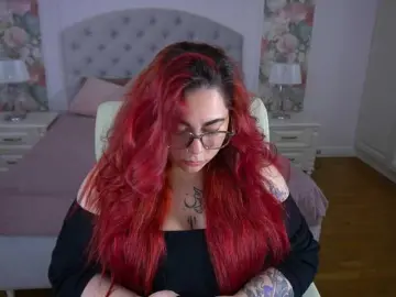 Bongacams Live Sex Cam of AmazonkaStarrr