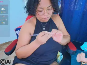 Bongacams Live Sex of Italy-boobs