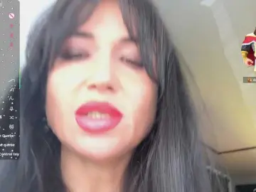 Bongacams Free Porn Cam of majesticmadam