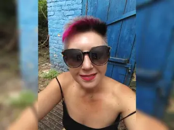 Bongacams Live Porn of BUSINKA-25